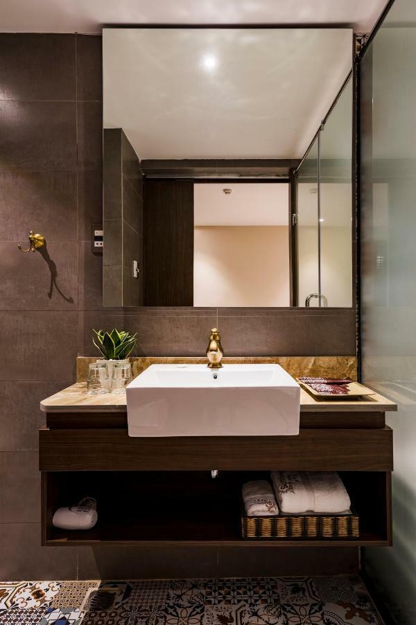 Sunflower Cbq Hotel Hô Chi Minh-Ville Extérieur photo