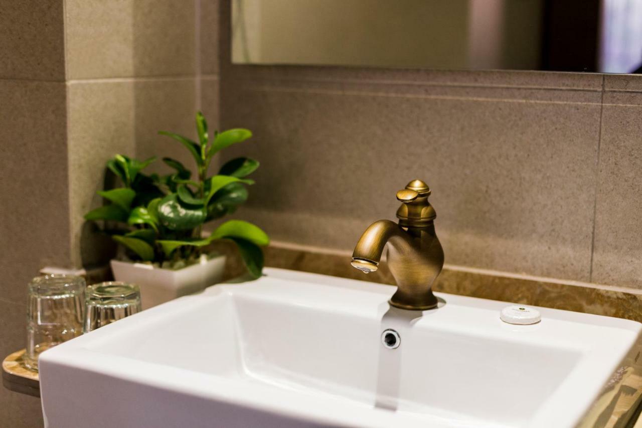 Sunflower Cbq Hotel Hô Chi Minh-Ville Extérieur photo