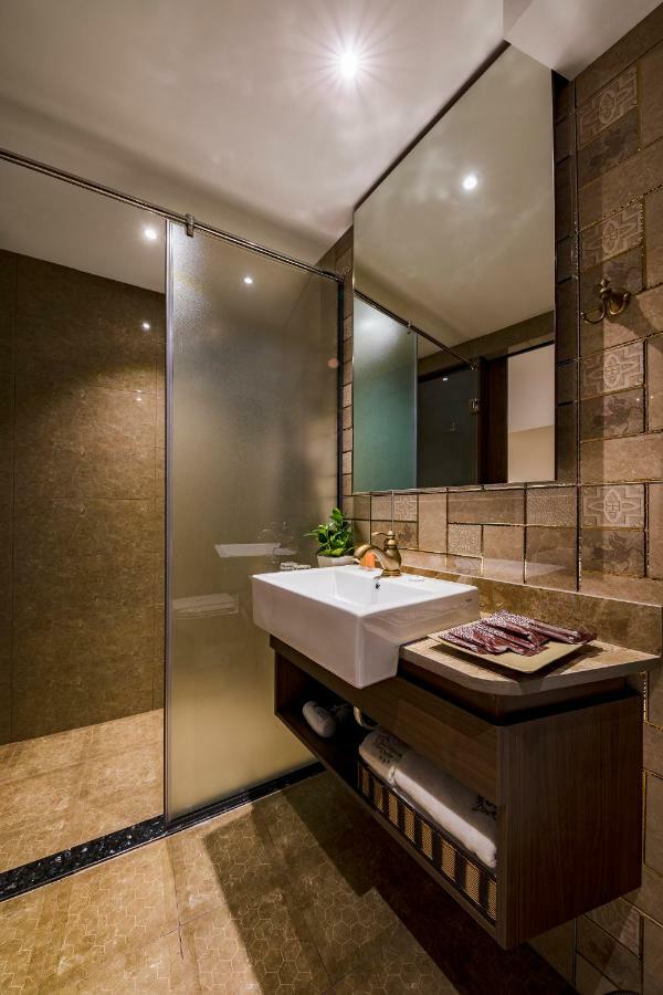 Sunflower Cbq Hotel Hô Chi Minh-Ville Extérieur photo